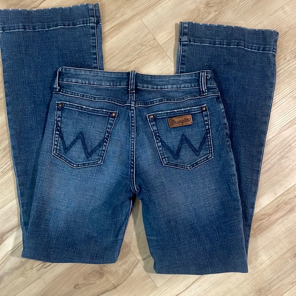 Women’s wrangler bootcut jeans